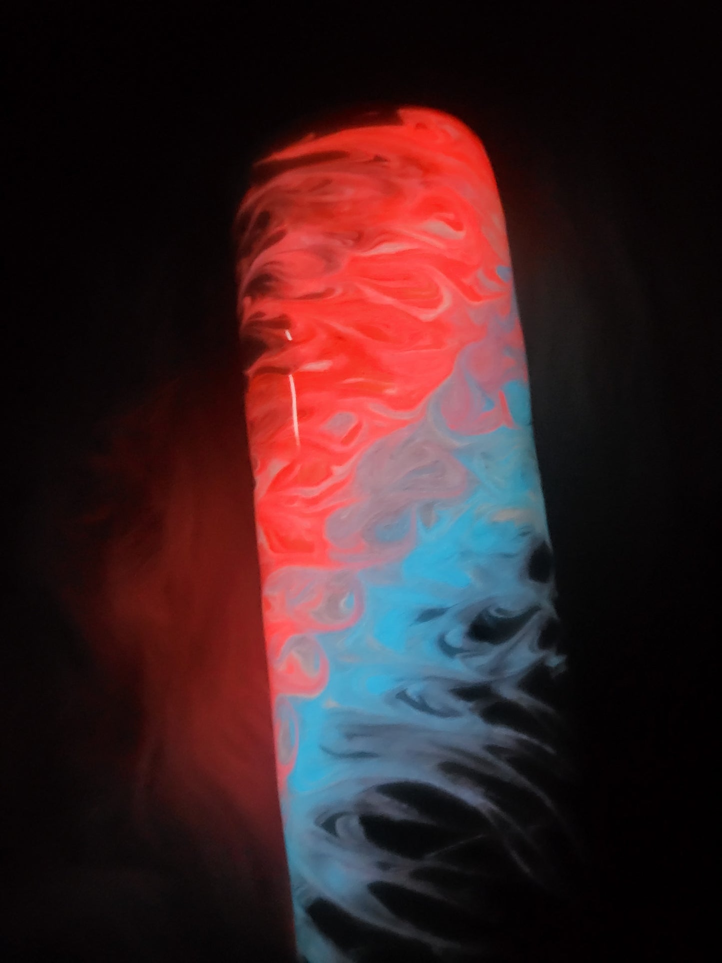 20oz Bougie Twisted Stinger, Glow